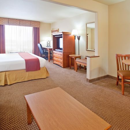 Holiday Inn Express Hotel & Suites Cedar City By Ihg Ngoại thất bức ảnh